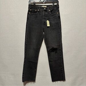 NWT Levi's Wedgie Straight Jeans - size 27